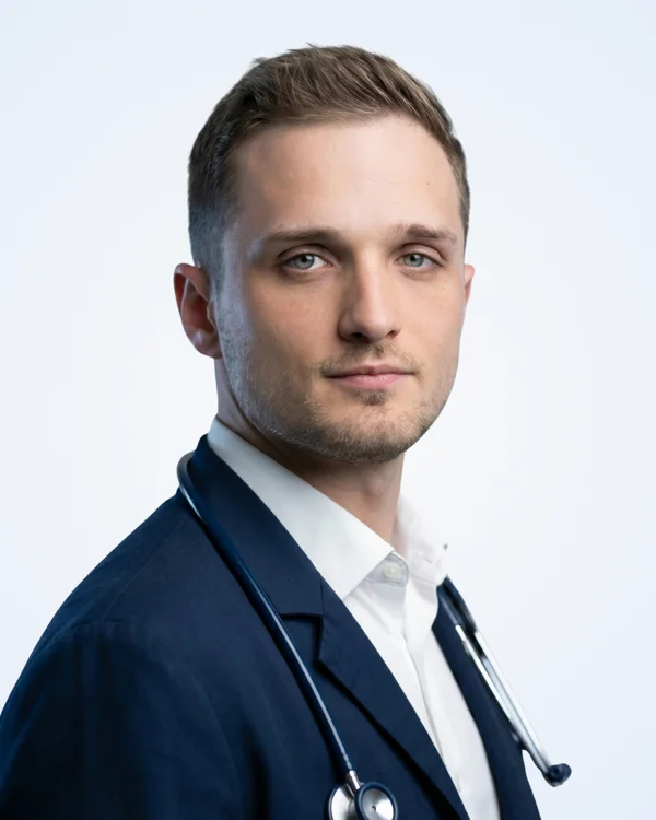 Dr. Uladzislau Tsvirko